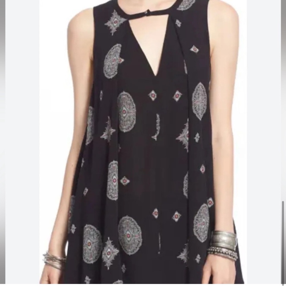 Free People black medallion Snap Out Of It tunic dress. Size XS - Picture 3 of 7